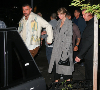 Taylor Swift & Travis Kelce were out and about last night in NYC, they held hands