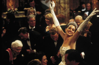 Princess Diaries 3 is coming with Anne Hathaway returning and a new director