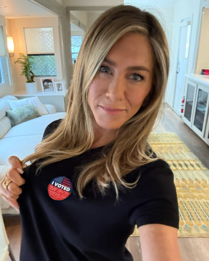 Jennifer Aniston: 'I very proudly voted for Kamala Harris and Tim Walz'