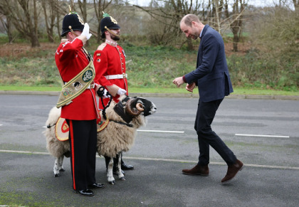 Prince William, royal Grinch, doesn't own an Xmas sweater & won't wear a Santa cap