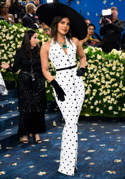 Priyanka Chopra's Balmain look was more Kentucky Derby than Met Gala Priyanka Chopra's Balmain look was more Kentucky Derby than Met Gala