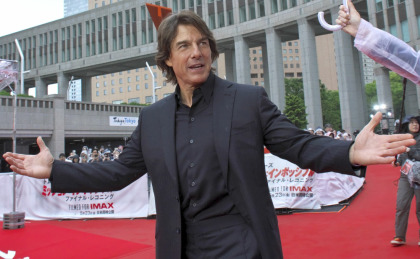 Even 'sources' don't believe that Tom Cruise & Ana de Armas are really dating Even 'sources' don't believe that Tom Cruise & Ana de Armas are really dating