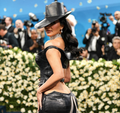 Kim Kardashian graduated from her law-study program after six years Kim Kardashian graduated from her law-study program after six years