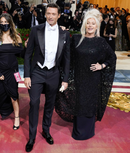 Deborra Lee Furness filed for divorce & made a statement about 'betrayal' Deborra Lee Furness filed for divorce & made a statement about 'betrayal'