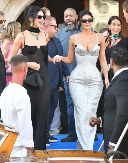 Did Kylie Jenner wear white or a pale silver to the Sanchez-Bezos wedding? Did Kylie Jenner wear white or a pale silver to the Sanchez-Bezos wedding?