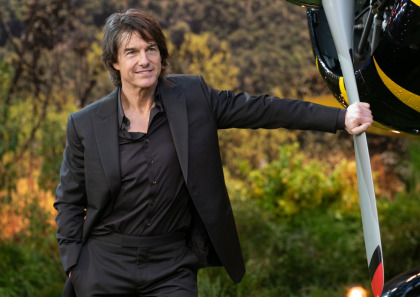 Tom Cruise & Ana de Armas held hands during a romantic getaway to Vermont