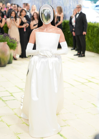 Katy Perry wore Stella McCartney & a Miodrag Guberinic mask to the Met Gala